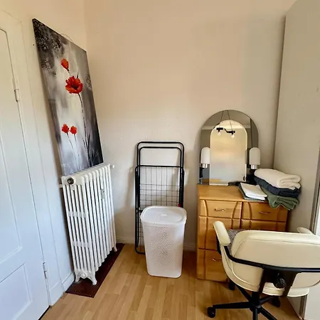 Апартаменты Bright, Centrally Located 3-room With A Balcony