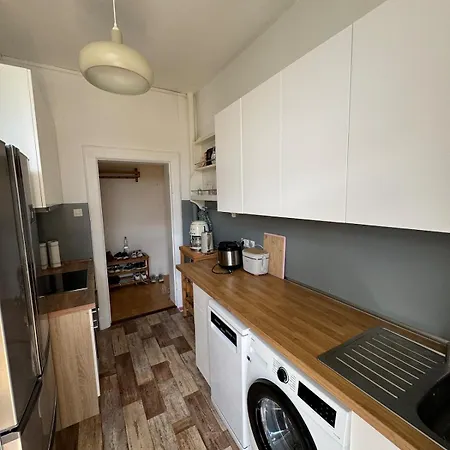 Bright, Centrally Located 3-room With A Balcony Apartment *